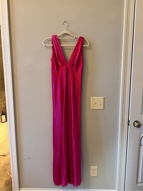 ABS Allen Schwartz Fuchsia Pink V-Neck Prom Gown